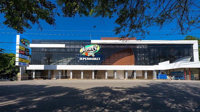 Janet's Supermarket